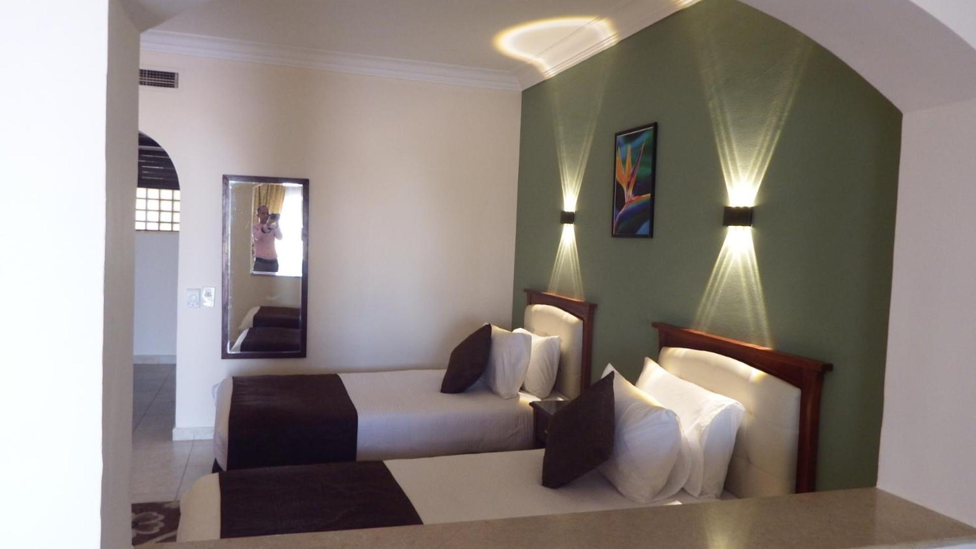 Tivoli Otel