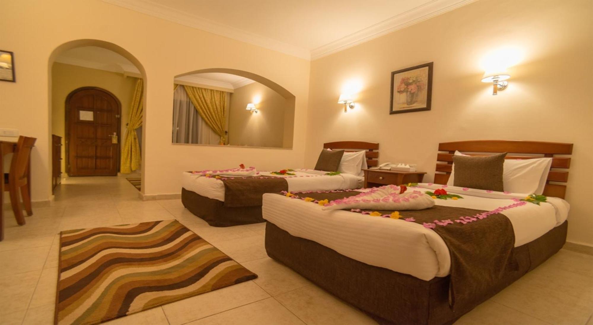 Tivoli Otel 4*