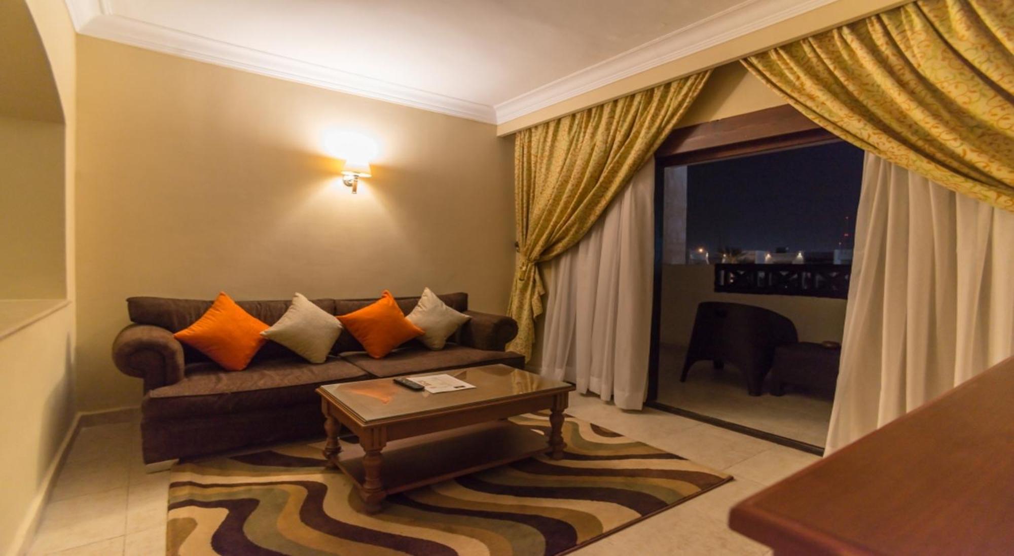 Otel Tivoli 4*