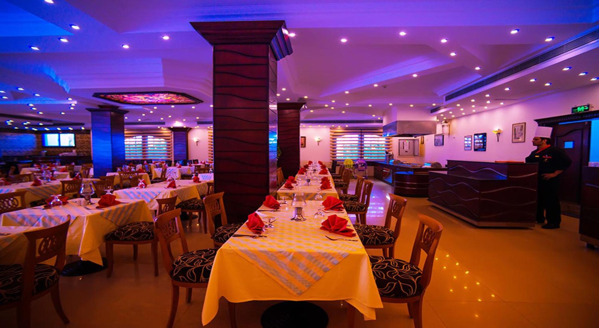 Tivoli Otel 4*